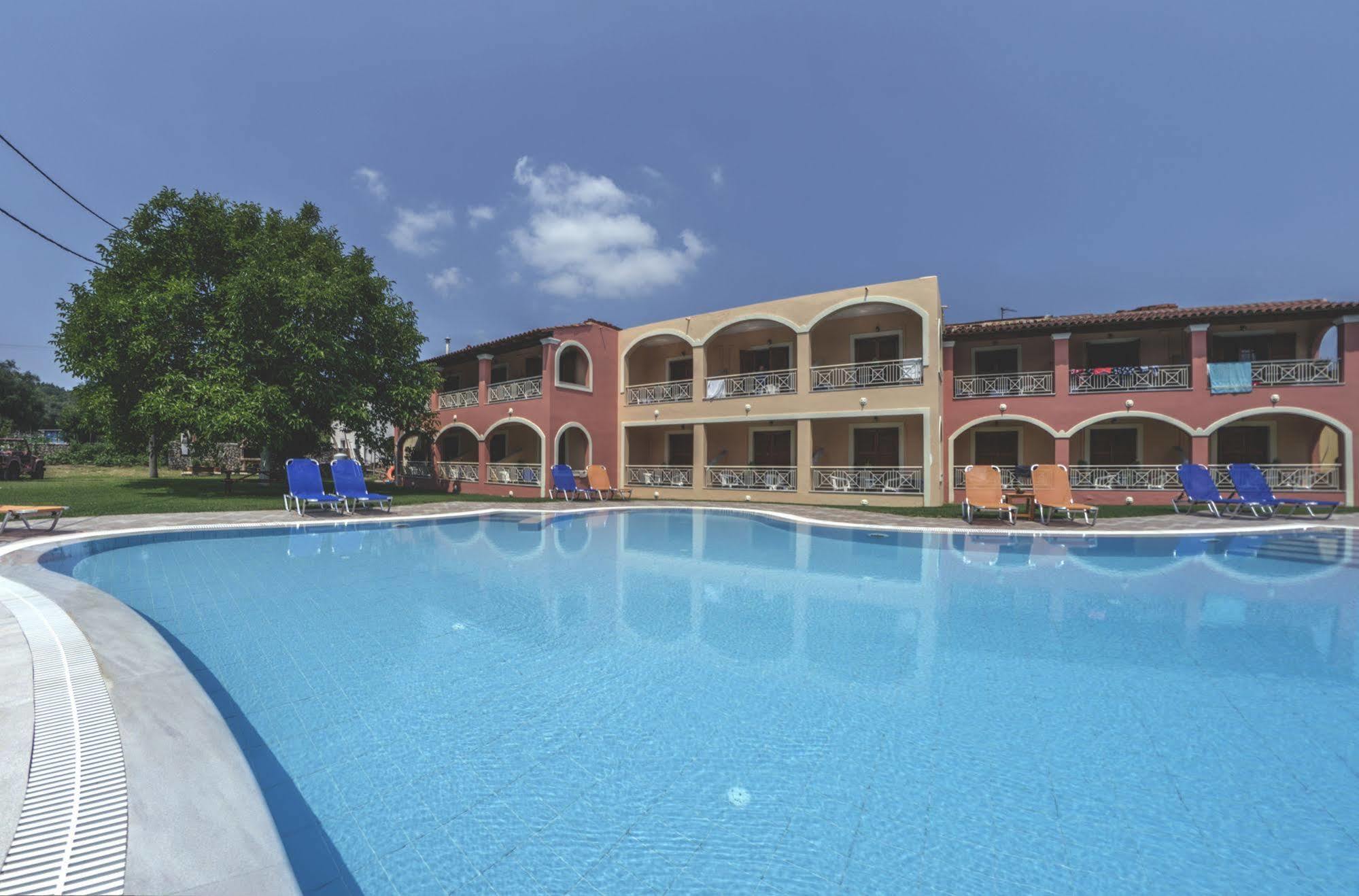Aronda Apartments Dassia  Exterior photo