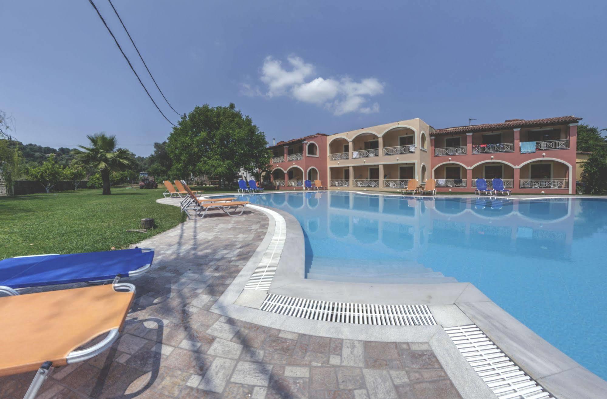 Aronda Apartments Dassia  Exterior photo